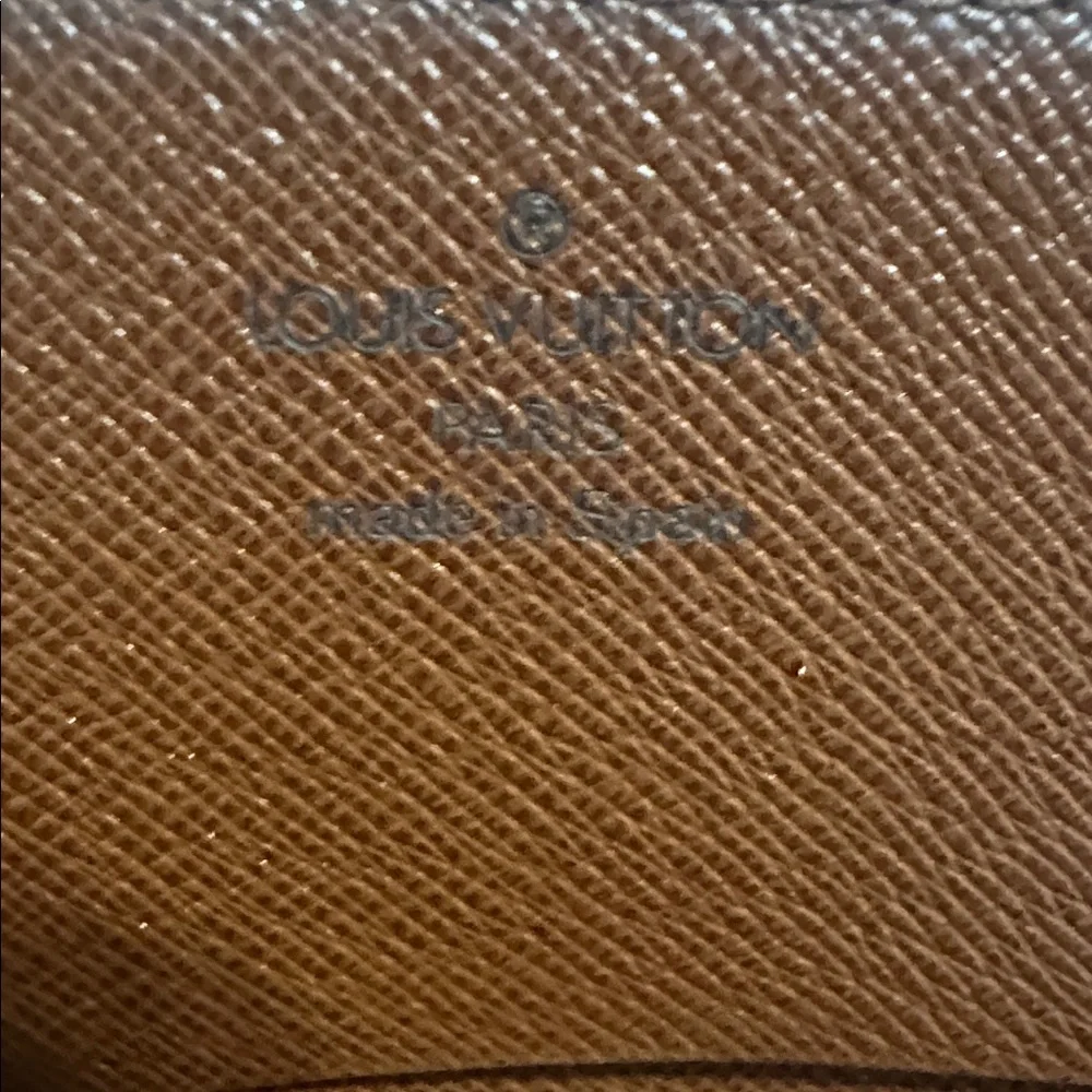 Louis Vuitton Monogram Card Holder